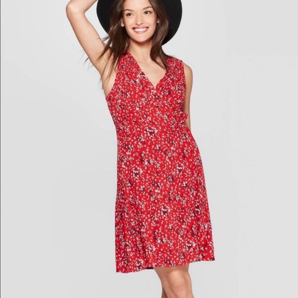 Universal Thread Dresses / Floral Wrap Around